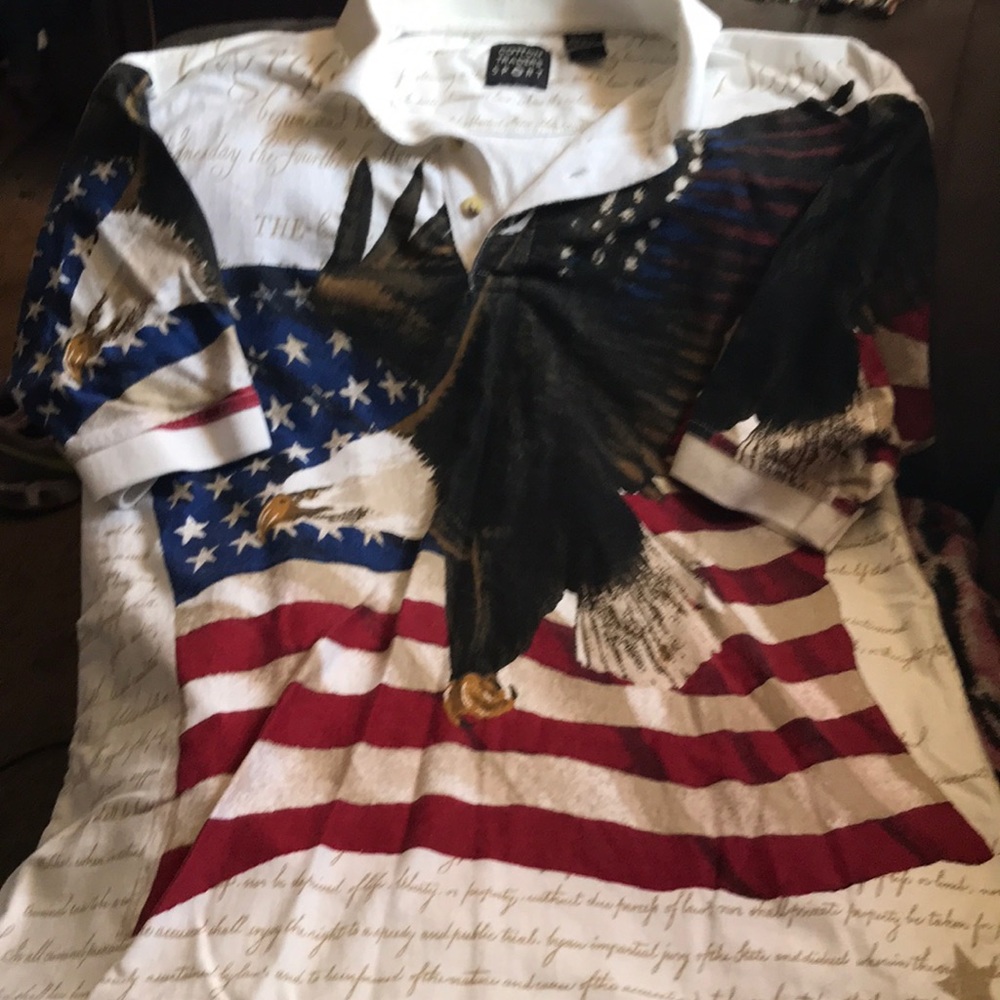 Men’s American Flag & Eagle print short sleeve 3 button polo shirt